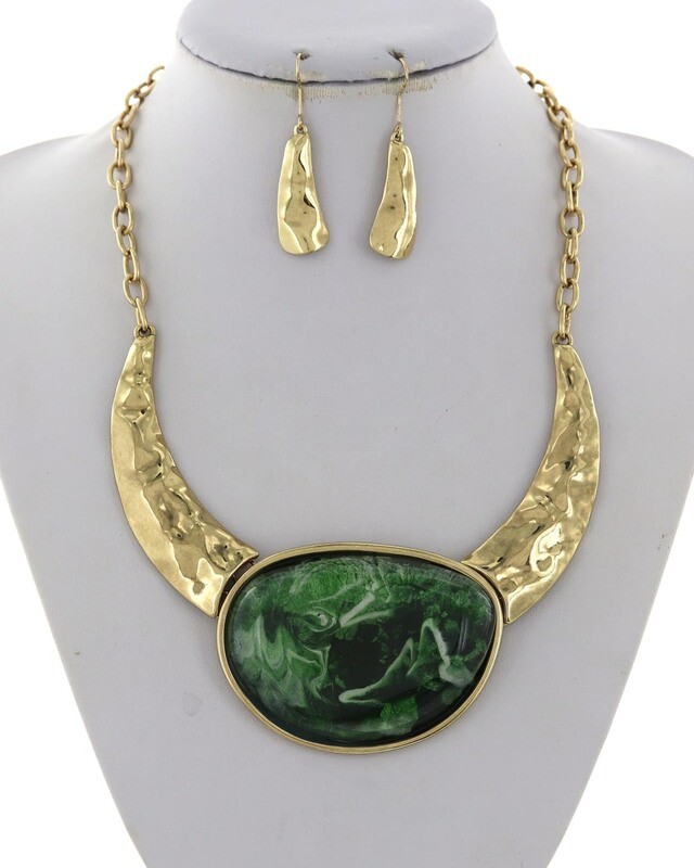 Hammered Acrylic Necklace &amp; Earring Set