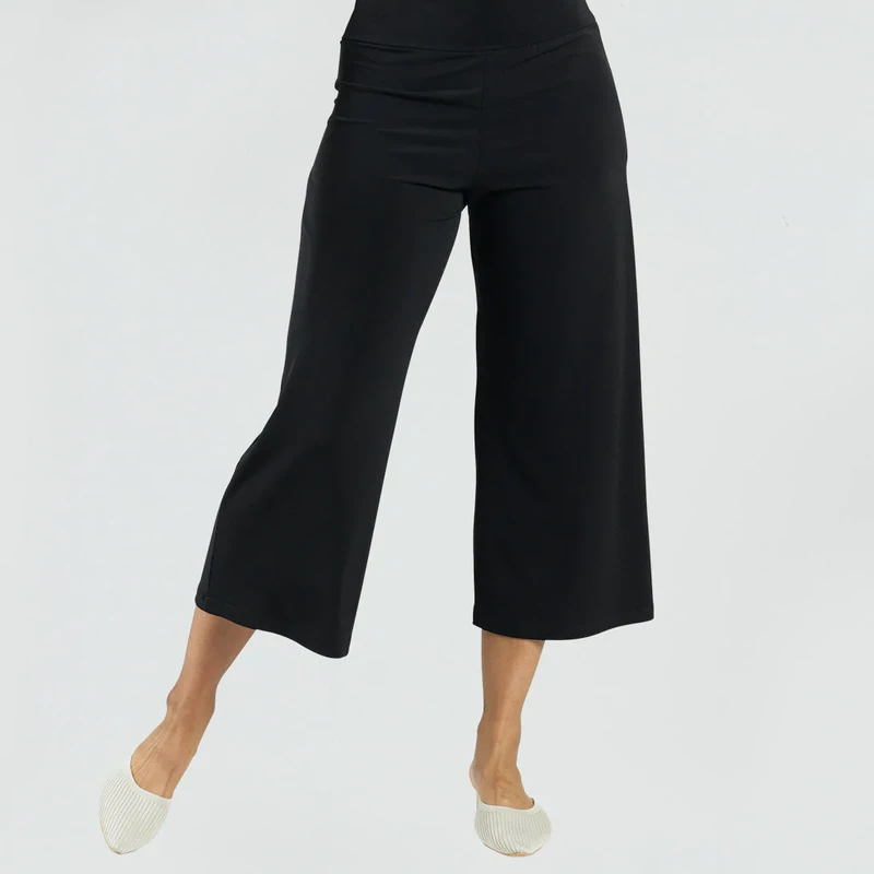 Black Signature Modern Gaucho Pant