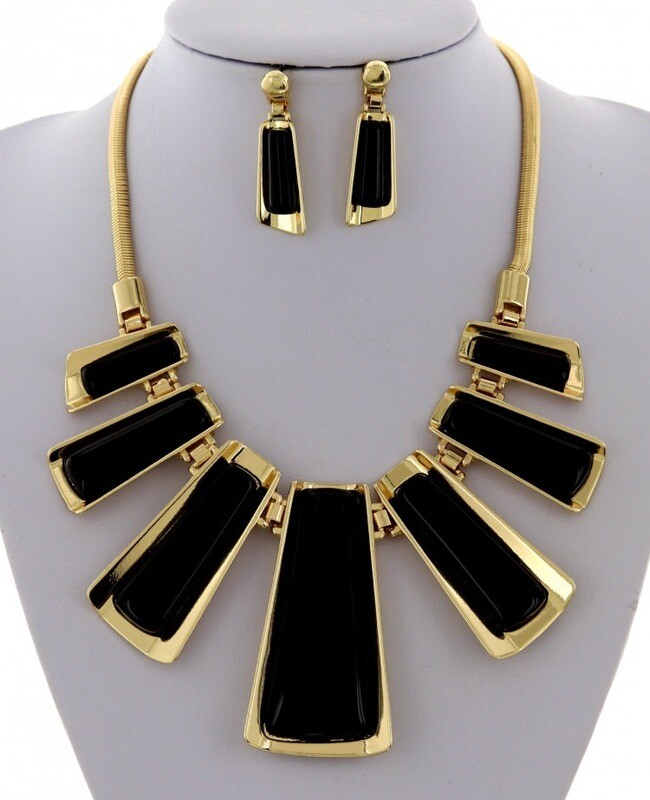 Black/Gold Graduating Necklace &amp; Earring Set