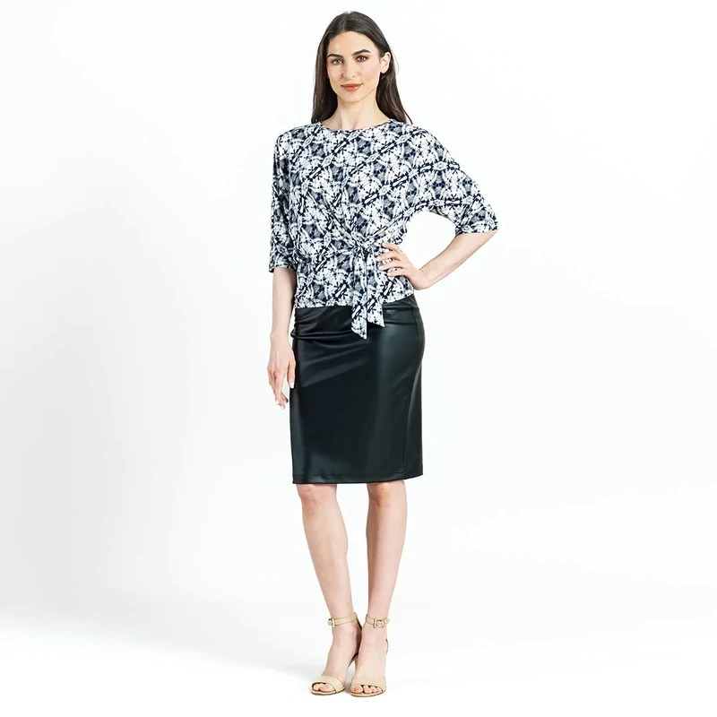 Black/White 3D Texture Soft Knit Top