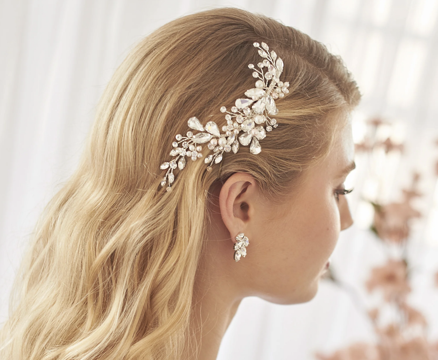 Gorgeous Statement Crystal/Pearl Clip Hair Comb