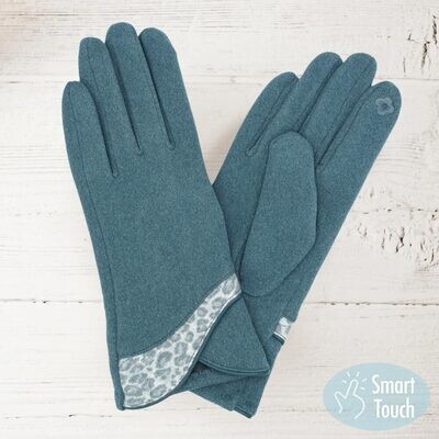 Teal Leopard Print Smart Gloves