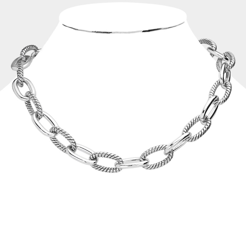 Designer Look Open Oval Metal Link Chain Necklace