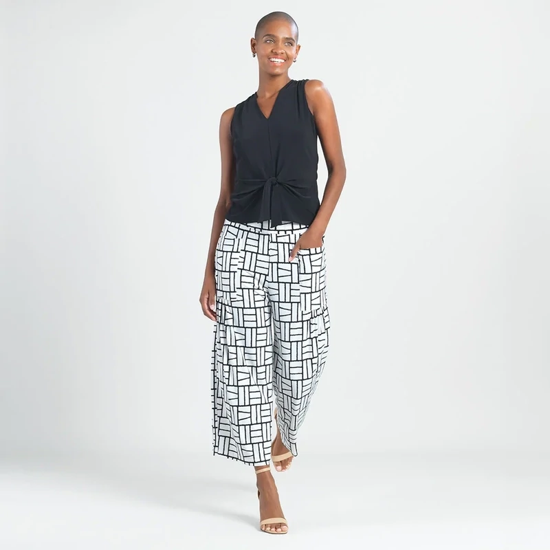 Black Sleeveless V-Neck Center Front Tie Top
