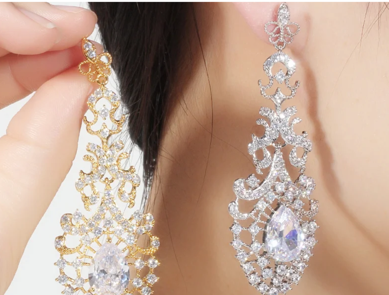 Royal Vintage Scroll Teardrop Earring