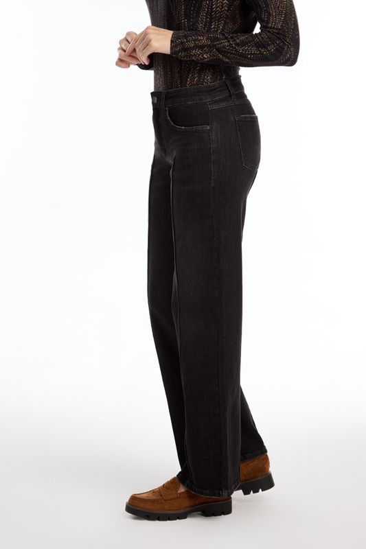 FDJ Oliva Pintuck Wide Leg Black Washed Denim Jean