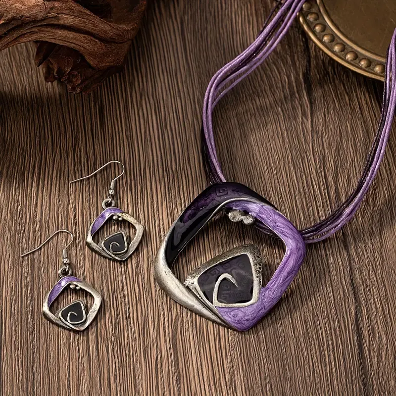 Irregular Purple/Silver Metal Pendant Cord Necklace Set