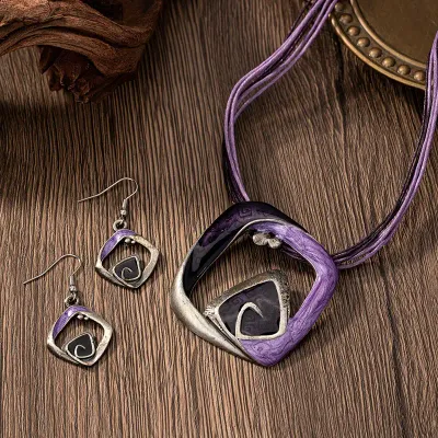 Irregular Purple/Silver Metal Pendant Cord Necklace Set