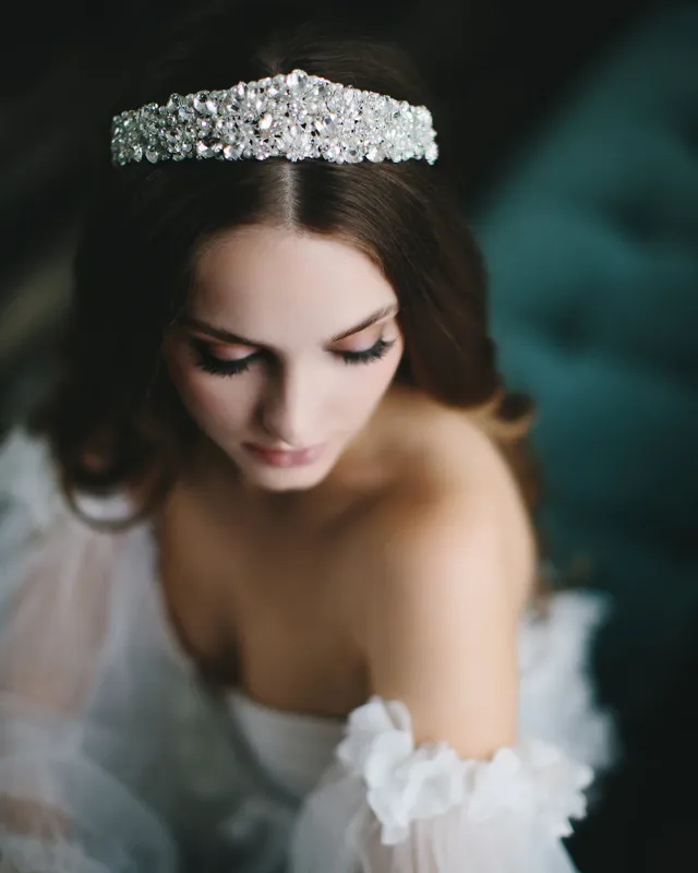 Breathtaking Silver Pearl/Crystal Crown