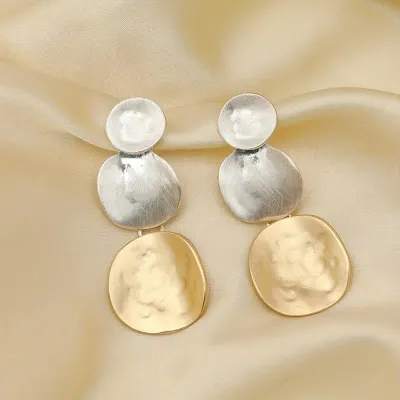 Mat Silver/Gold 3 Disc Drop Earring