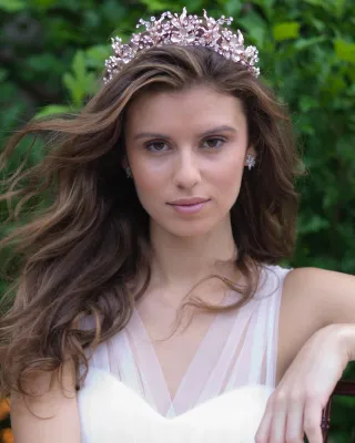 Handmade Freshwater Pearl/Floral Botanical Tiara