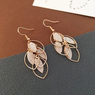 Metallic Flutter Leaf Open Light-Weight Earring