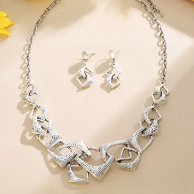 Brushed Distressed Silver Geometric Necklace Set