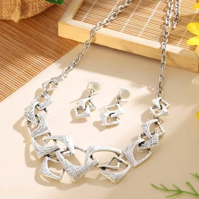 Brushed Distressed Silver Geometric Necklace Set