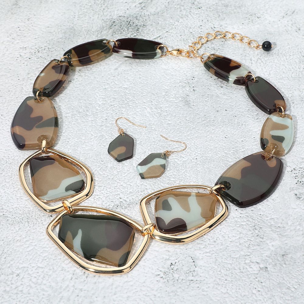 Camo Celluloid Acetate Plate Link Statement Necklace