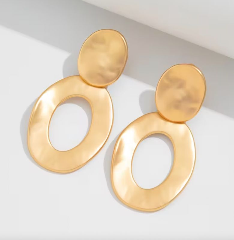 Brushed Gold Exquisite Round Dangle Earring