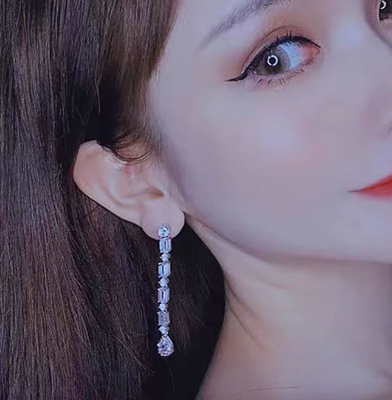 Round/Emerald Cut Teardrop Long Thin Formal Earring