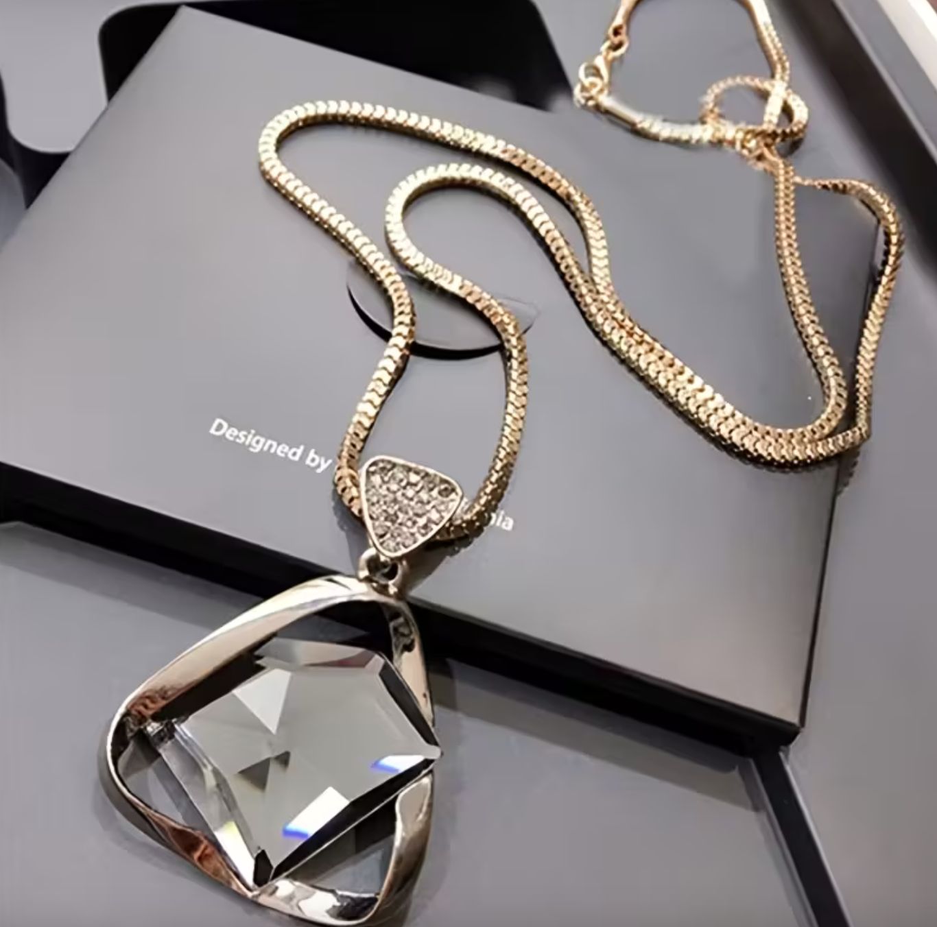 Box Chain Long Geometric Glass Pendant Necklace Box Chain Long Geometric Glass Pendant Necklace