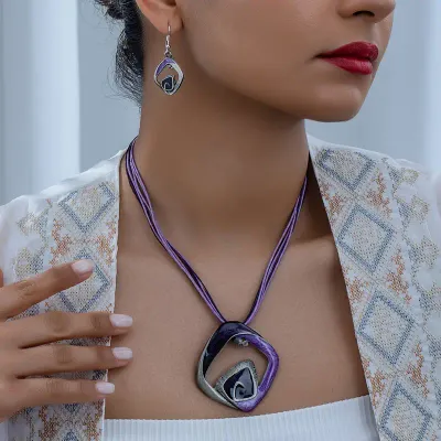 Irregular Purple/Silver Metal Pendant Cord Necklace Set