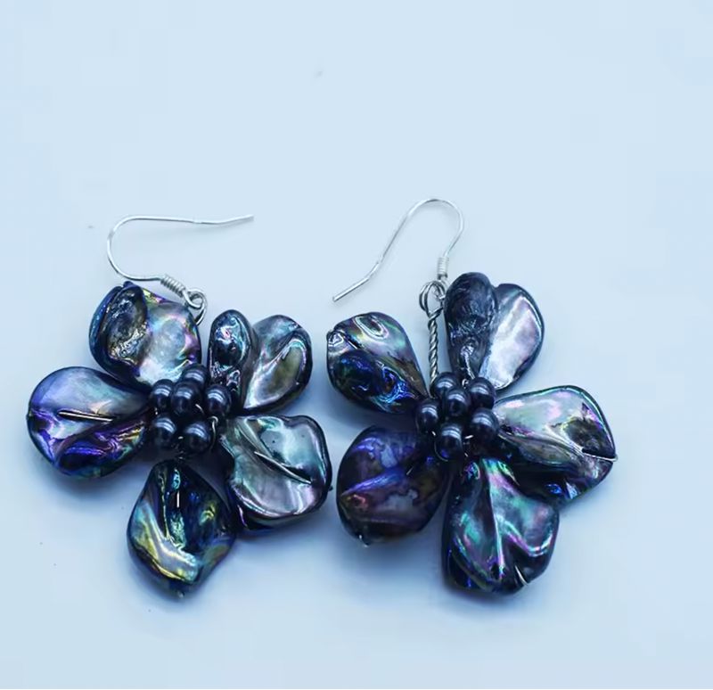 Real Black Shell Handmade Floral Necklace Set