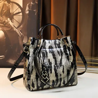 Gorgeous Black/Gold High Gloss Vegan Leather Designer Look Handbag