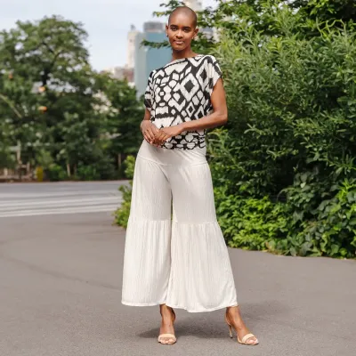 Aztec Crinkle Pleat Knit - Dolman Short Sleeve Top