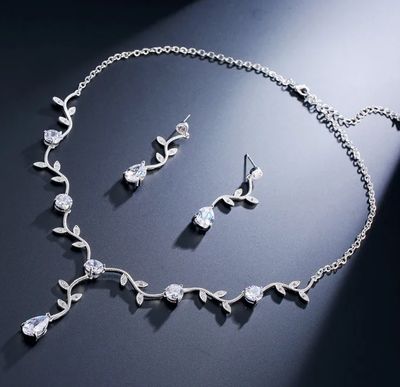 AAA Cubic Zirconia Vine Leaf Necklace Set