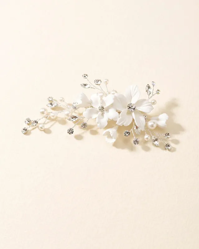 Matte Sculpted Bloom Faux Pearl Hair Clip