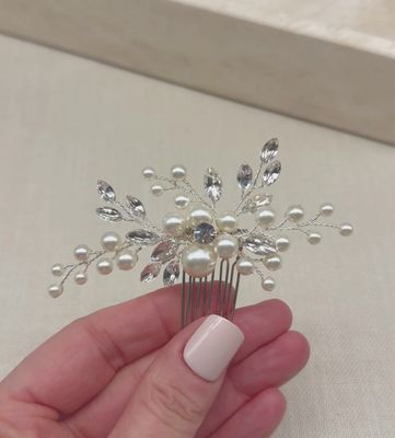 Soft Ivory Pearl/Marquis Botanical Hair Comb