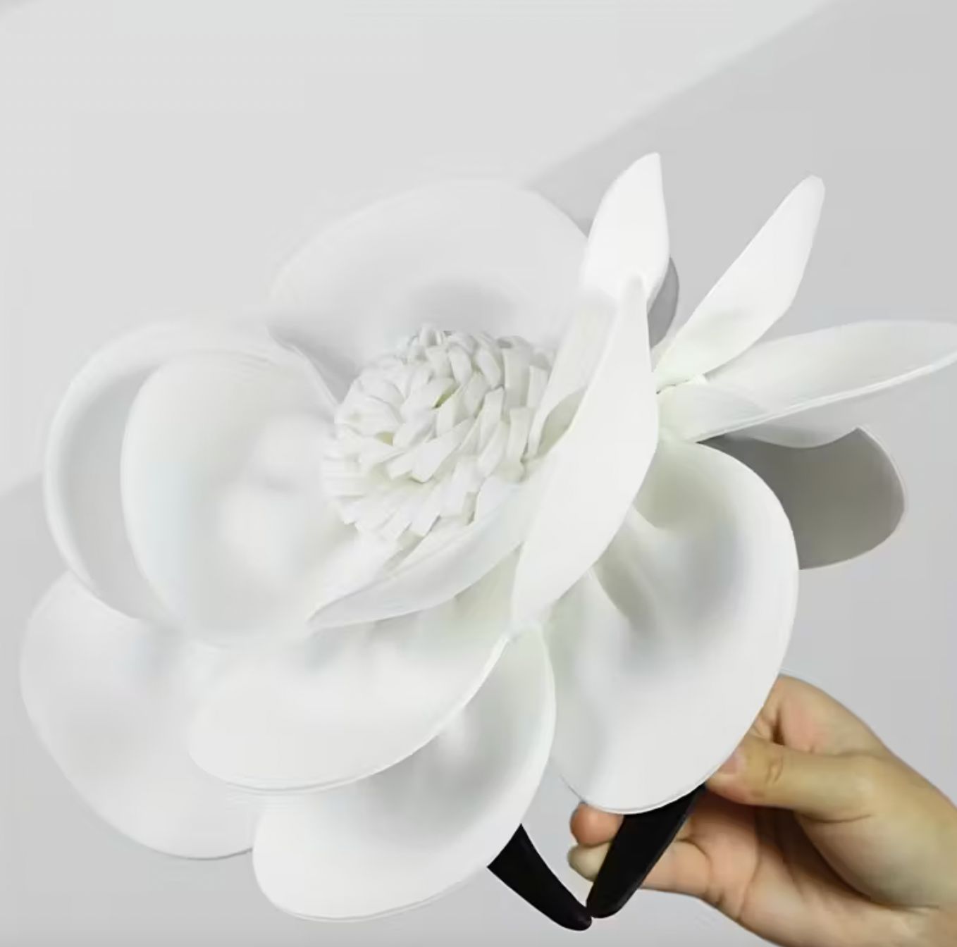 Large White Floral Fascinator Large White Floral Fascinator