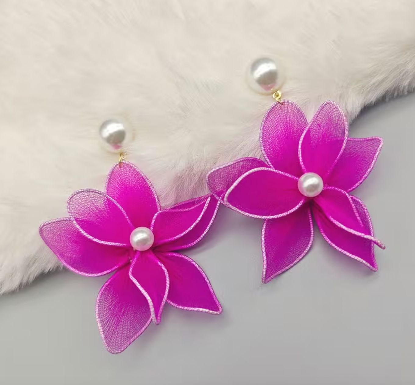 Double-layer Tulle Floral Pearl Accent Earring