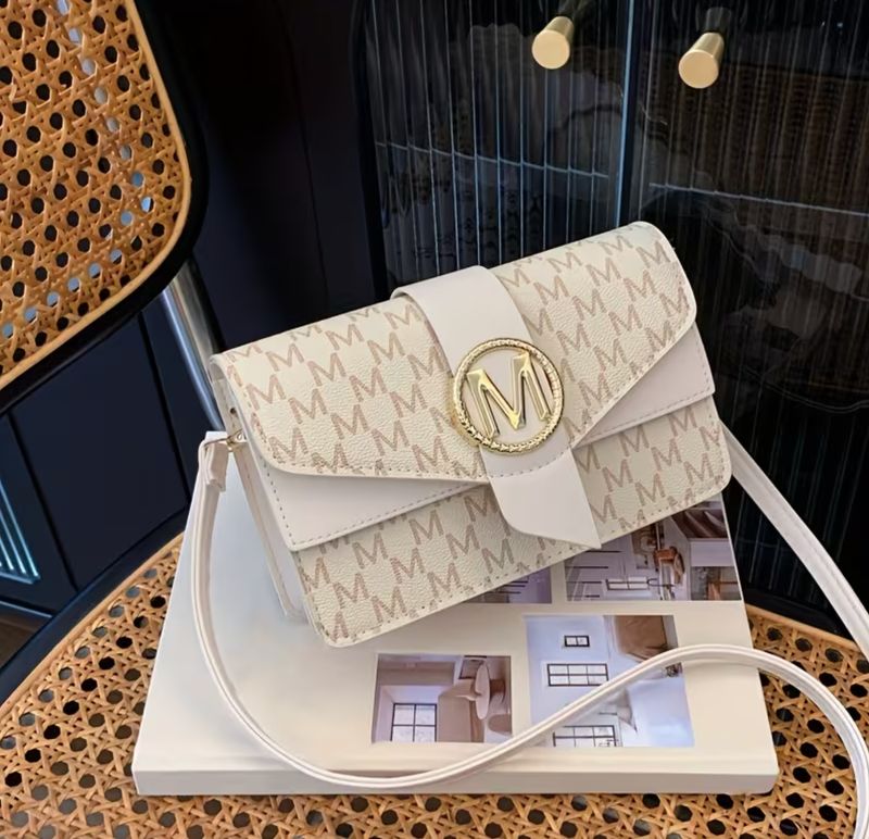 Designer Look Ivory Small Cross Body Bag