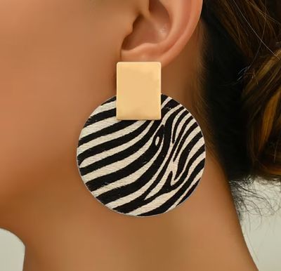 Light-Weight Zebra/Gold Square Top Earring