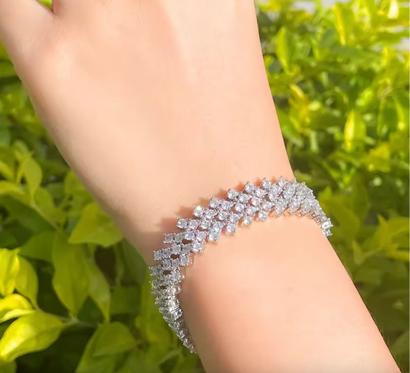 White Gold Plated 5 Row Round Cubic Zirconia Bracelet White Gold Plated 5 Row Round Cubic Zirconia Bracelet