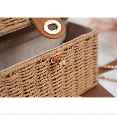 Small Box Straw Twist Lock Summer Chain Bag