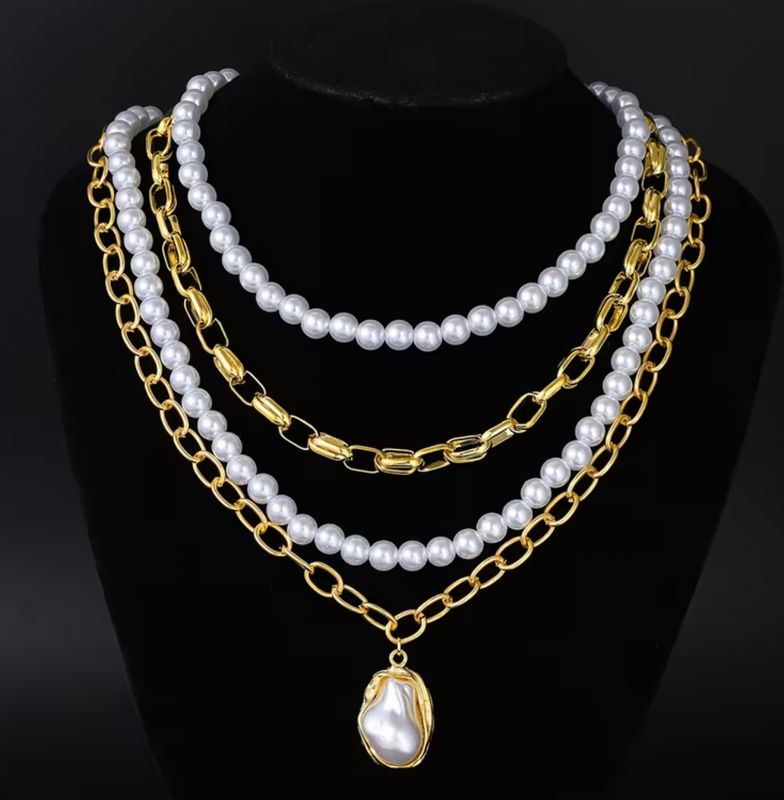 4 Layer Gold Chain/Pearl Necklace Set 4 Layer Gold Chain/Pearl Necklace Set