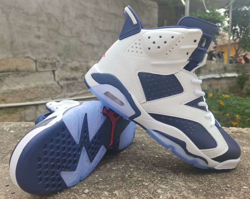 AIR JORDAN 6 RETRO. WHT/BLUE