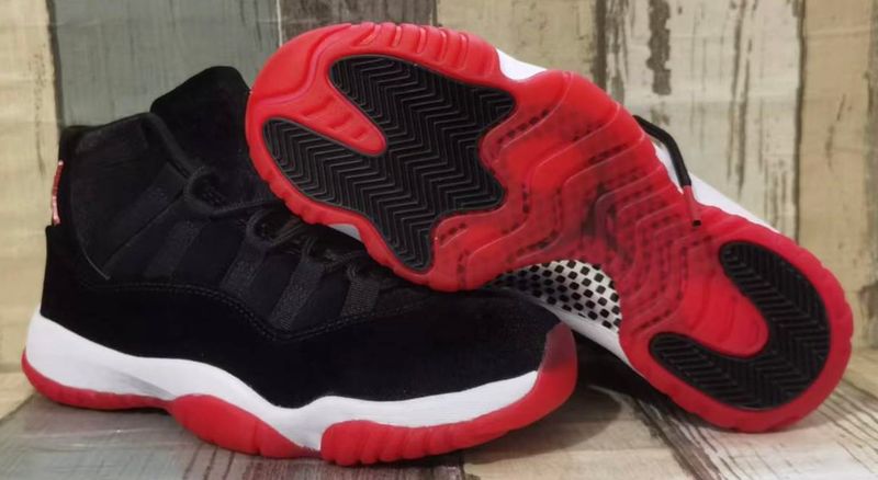 AIR JORDAN 11 BRED VELVET.