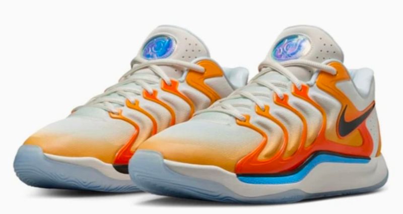 NIKE KD 17 SUNRISE. WHT/ORANGE/BLK/BLUE.