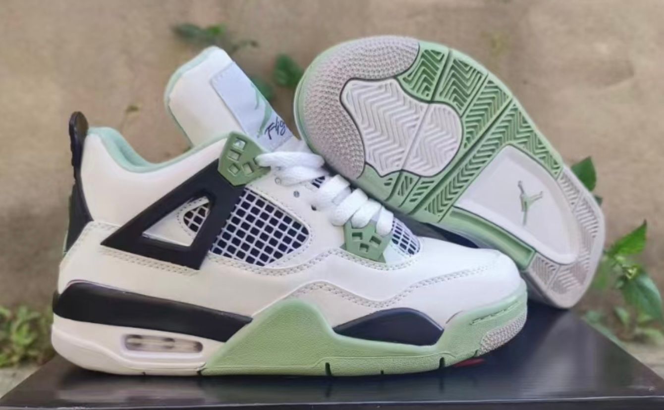AIR JORDAN 4 RETRO. OIL GREEN/SEA FORM WHT/BLK