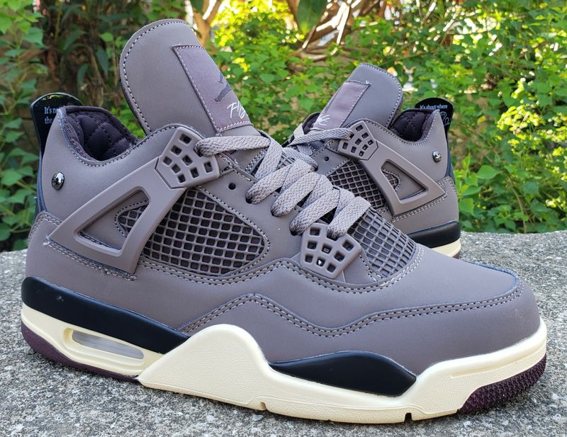 AIR JORDAN 4 RETRO. A MA MANIERE. VIOLET ORE.