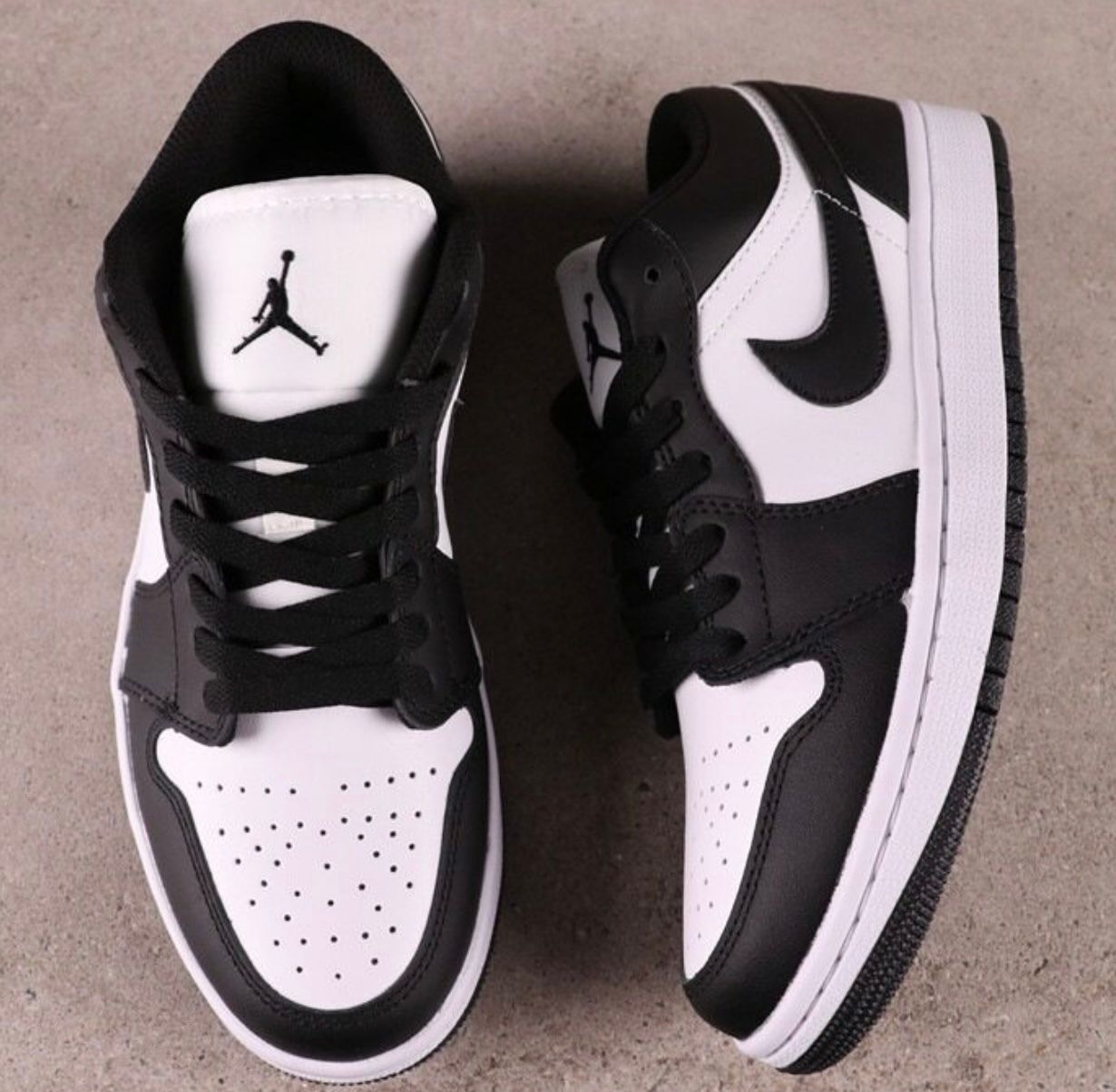 AIR JORDAN 1 LOW “PANDA”