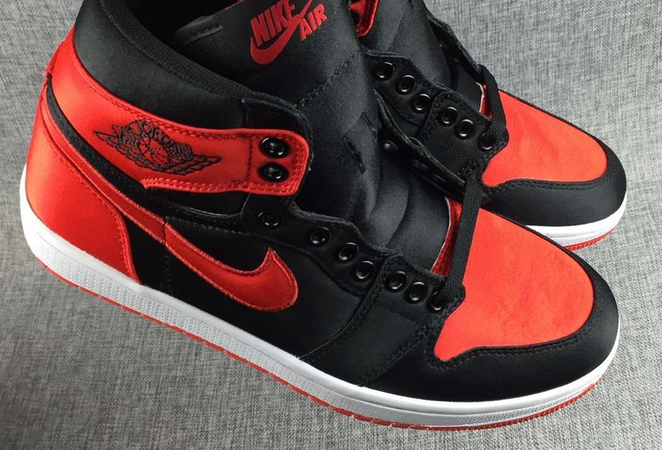 AIR JORDAN 1 HIGH RETRO OG. “SATIN BRED” BLACK / RED / WHITE.