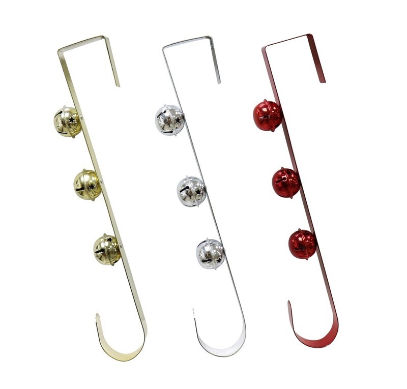XMAS WREATH HANGER 38CM WITH NUTBELLS 3 ASST