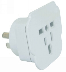 TRAVEL ADAPTORS MOKI INBOUND UNIVERSAL - WORLD TO AUS & NZ WHITE