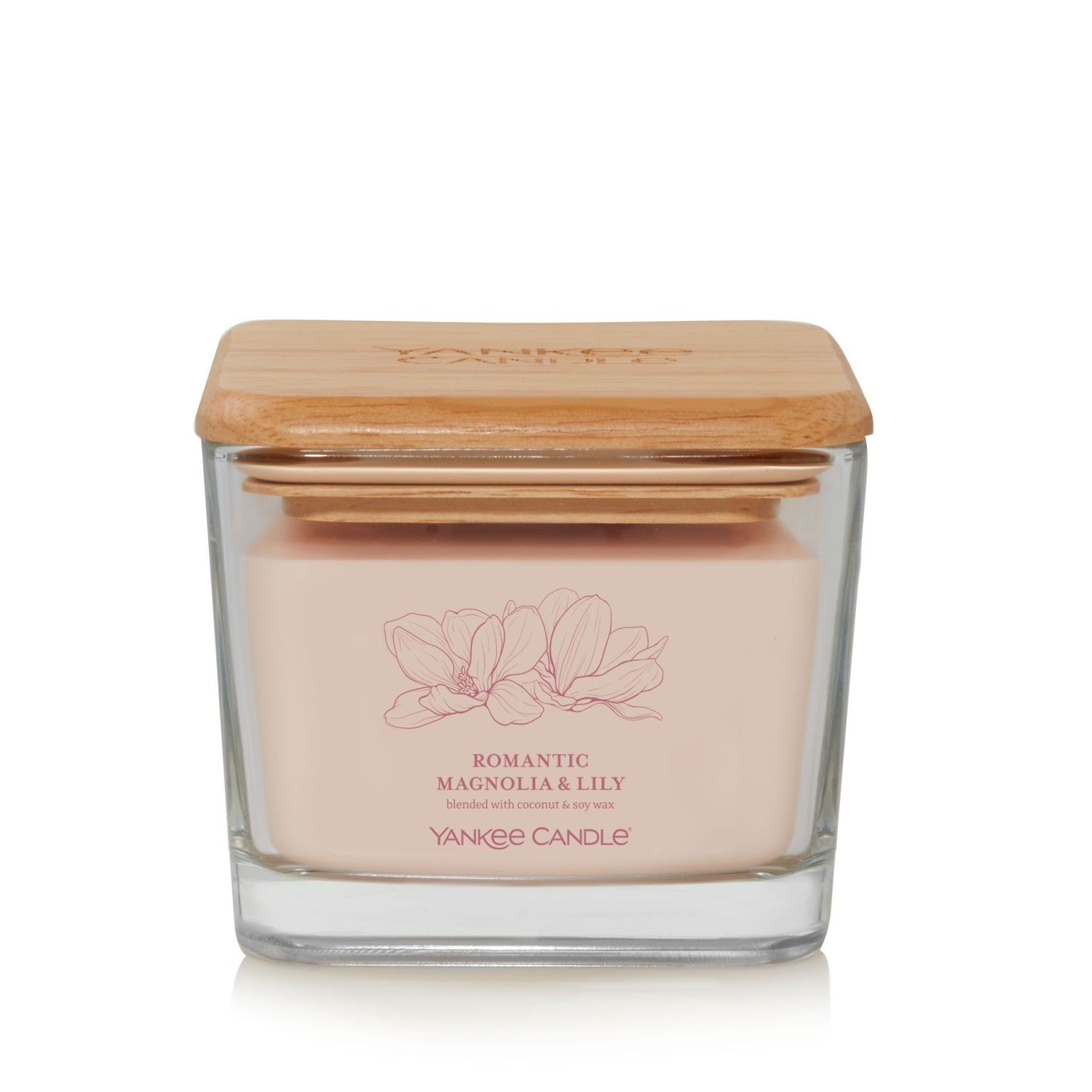 CANDLE YANKEE WELL LIVING MEDIUM ROMANTIC MAGNOLIA & LILY CANDLE YANKEE WELL LIVING MEDIUM ROMANTIC MAGNOLIA & LILY