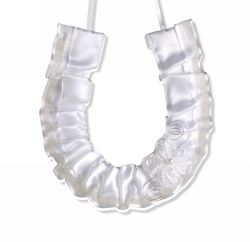 WEDDING CHARM ME HORSESHOE W/FLORAL ROSETTE WHITE WEDDING CHARM ME HORSESHOE W/FLORAL ROSETTE WHITE