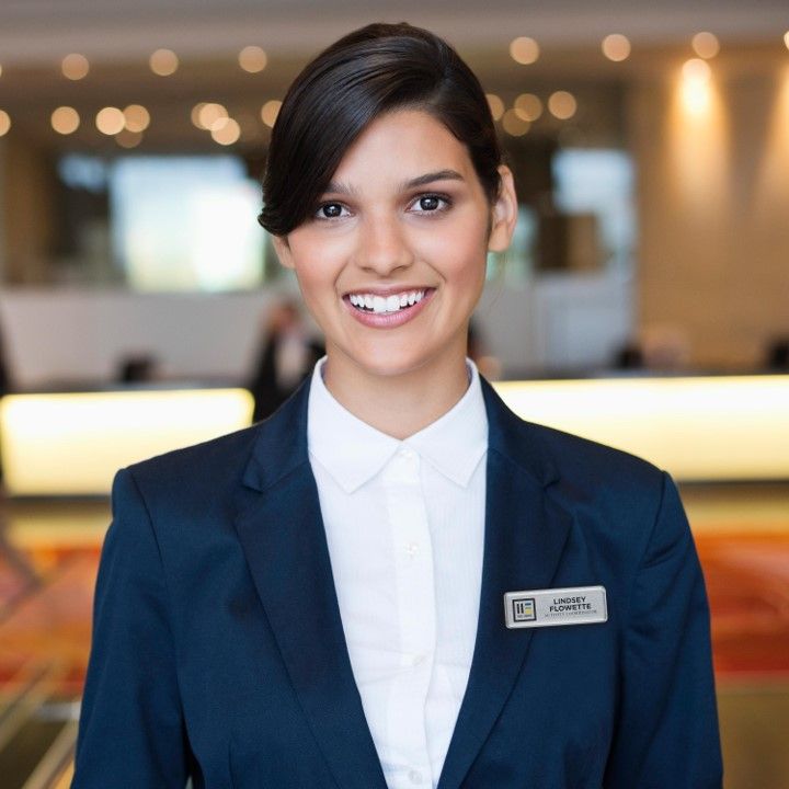 LABEL AVERY 76.2X25.4MM 71206 REUSABLE NAME BADGE KIT WHITE/CLEAR