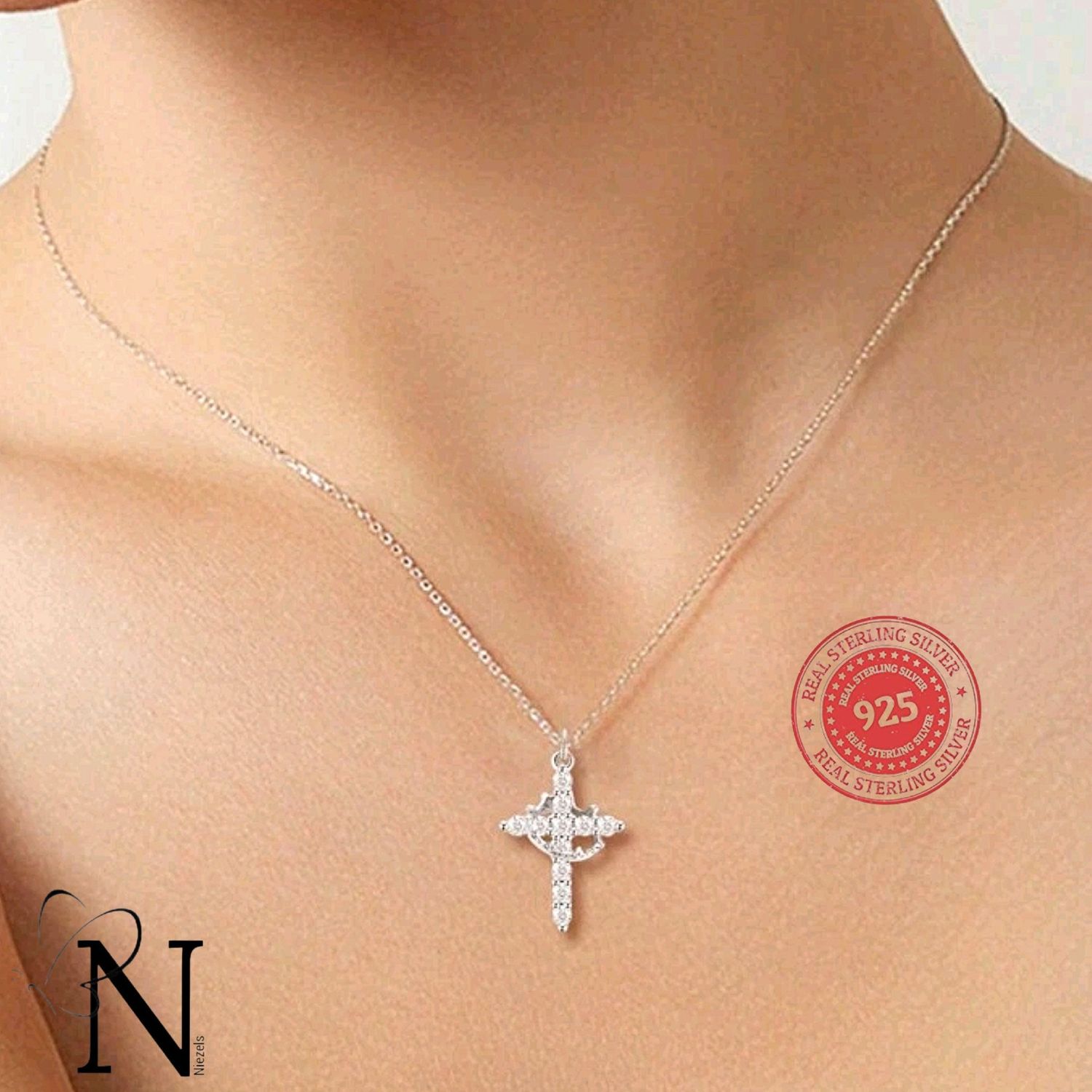 Real 925 sterling silver necklace - Shiny cross/crown pendant.