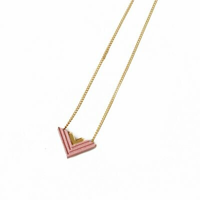 Arrow Necklace Pink